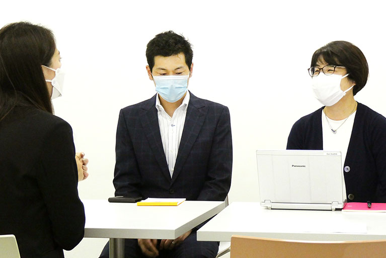 株式会社ポピンズ