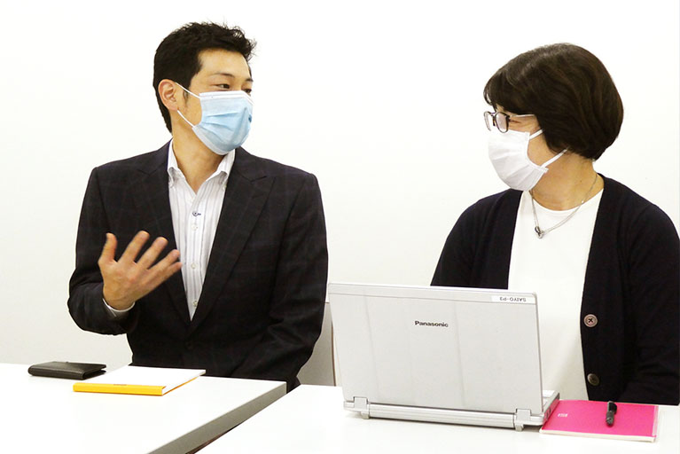 株式会社ポピンズ